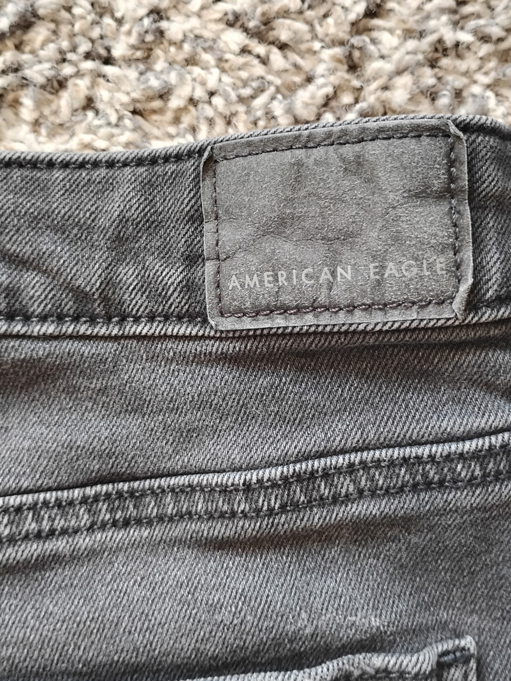 American Eagle Stretch Mom Shorts – Size 10 - Picture 5 of 7